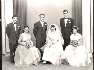 19510500a Burnham Hennsler Pelletier Wedding Carl Gladys Detroit Michigan