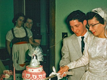 19571109a Boblenz Uhl Wedding And Honeymoon Jim Rosemary Ohio