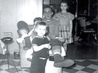 19590200a Burnham Visiting House Gage Crescent Sterling Heights Michigan