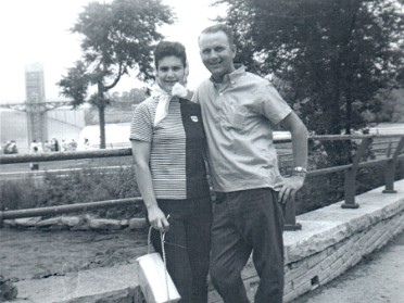 19610800a Burnham Shelton Trip Niagara Falls Ontario Canada