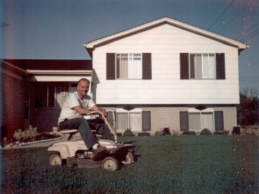 19670600a Burnham Pets House Yard House Charwood Sterling Heights Michigan