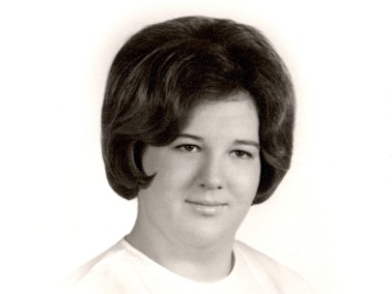 19680131a Jamrisko High School Graduation Juliann