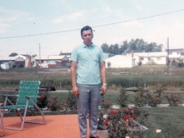 19710800a Burnham Dyrval Visiting House Charwood Sterling Heights Michigan