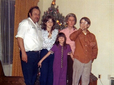 19721225f Budzyn Burnham Holiday Christmas House Martin Warren Michigan