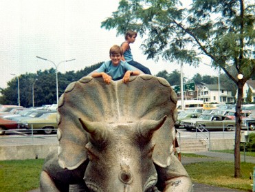 19730601a Burnham Bonnie Trip Niagara Falls Ontario Canada