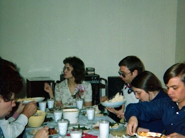 19750330a Burnham Holiday Easter House Charwood Sterling Heights Michigan