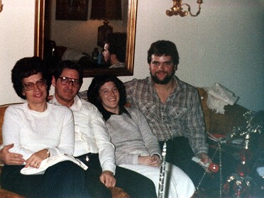 19811225c Boblenz Holiday Christmas House Blackstone Sterling Heights Michigan