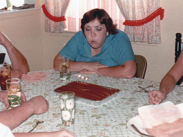 19850715a Burnham Birthdays John Sr 55th Barb 34th House Charwood Sterling Heights Michigan