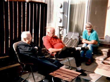 19860402a Burnham Pets Visiting BBQ John Sr Irene Bonnie House Park Place Condo Sterling Heights Michigan