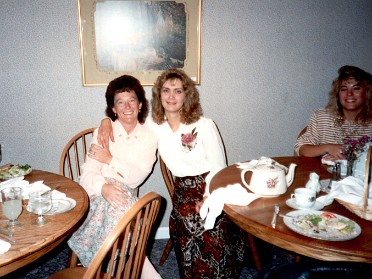 19911123b Blair Burnham Wedding Bridal Tea Tom Pam
