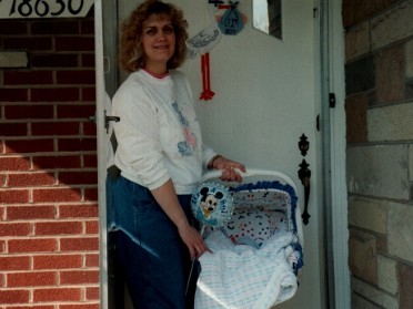 19940423a Blair Newborn Justin 10 Days Old Pets House San Diego Lathrup Village Michigan
