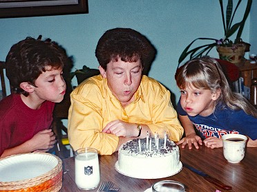 19941003a Burnham Birthday Vicki 34th House San Diego Lathrup Village Michigan