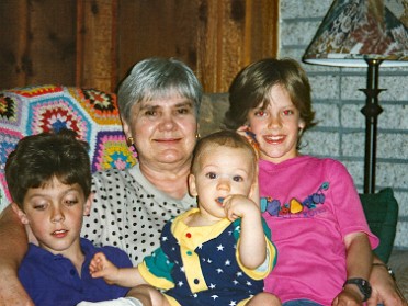 19950514a Blair Burnham Holiday Mother's Day House Mair Sterling Heights Michigan