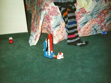 19960621b Burnham Trip USA Space Camp East Coast Hotel Toy Shots Florida