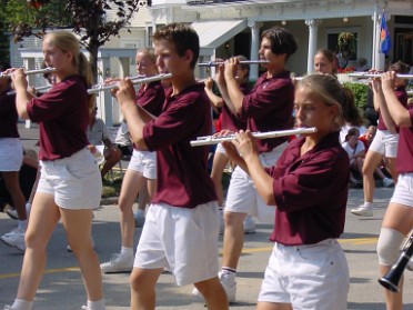 20010903a Burnham Gazley School Band Parade Romeo Peach Festival Floral