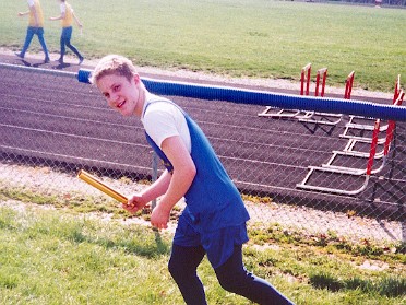20020422a Mantey Junior High School Sports Jacob Track