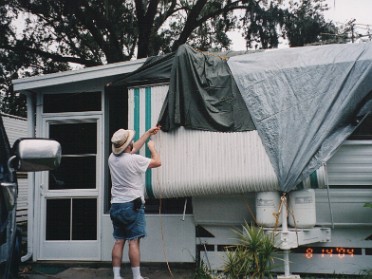 20040814d Burnham House Hurricane Charley Aftermatch - Osprey Links And Great Oaks
