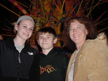 20051223a Burnham Szandzik Trip Holiday Visiting Christmas Animal Kingdom Lodge Florida