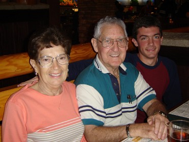 20060101b Boblenz Burnham Trip Visiting Smokey Bones Florida