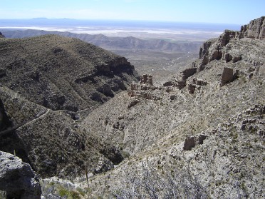 20060313a Burnham School College Dan Geology Trip Guadalupe Mountains Texas
