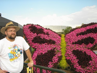 20060423a Burnham Trip Disney Epcot Flower And Garden Festival And Off Kilter Florida