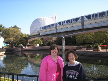 20061118a Burnham Szandzik Trip Sue Disney Epcot Morning Session Florida