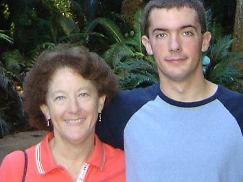 20061231a Burnham Trip Dan Disney Animal Kingdom Rainforest Cafe Florida