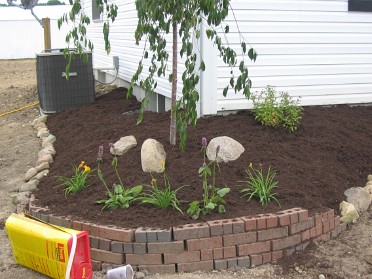 20070623a McMahan House New Landscaping