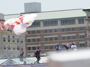 20080719f Kohn Work Friend Dan Tampa Bay Red Bull Flugtag Florida