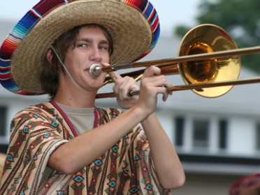 20080904a Mantey McMahan Woods Trip School Marching Band Pets Popcorn Festival Parade Ohio