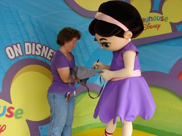 20090402a Burnham Trip Friends Work Vicki Disney Day Off At The Workplace Hollywood Studios Florida