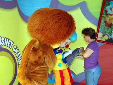 20090402b Burnham Work Vicki Disney High School Musical Playhouse Disney Hollywood Studios Formal Pix Florida