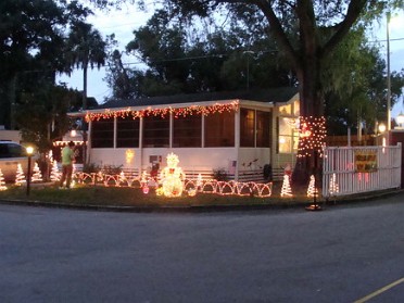20091224a Boblenz Holiday Christmas Lighting House Great Oaks Kissimmee Florida