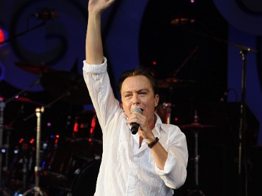 20100320c Boblenz Burnham Trip Dan Visiting Disney Epcot Concert David Cassidy Florida