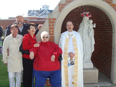 20100509c Bishop Holiday Mother's Day Betty