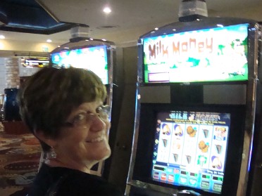 20100720c Burnham Mantey McMahan Lost Wages Trip Vicki Pix Day 2 Las Vegas Nevada