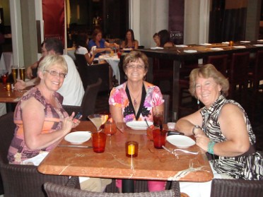 20100722d Burnham Mantey McMahan Lost Wages Trip Vicki Pix Day 4 Las Vegas Nevada