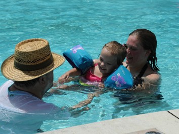 20120804a Burnham Campbell Mantey Trip Resort Swimming Florida