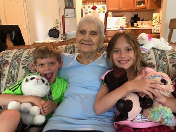 20190627a Burnham Campbell Trip Abbey Park Michigan