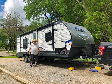 20220420a Burnham Camping Trip Bonham State Park And Visiting Jan Bonham And Melissa Texas