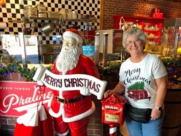 20221207f Burnham Trip Duval Street Key West Florida