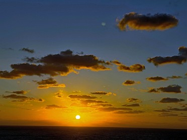 20230310a Burnham Szandzik Trip Disney 4th Cruise Day 7 Castaway Cay Sunrise Eastern Caribbean