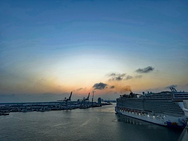 20230311a Burnham Szandzik Trip Disney 4th Cruise Day 8 Port Canaveral Florida