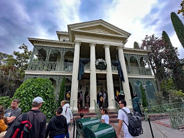 20230605x Burnham Trip Western US Grand Circle Tour Haunted Mansion Pirates Of The Caribbean Disneyland Anaheim California