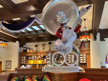 20230606x Burnham Trip Western US Grand Circle Tour Buena Vista Street Shopping Disney California Adventure Anaheim California