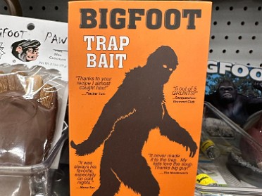 20230616y Burnham Trip Western US Grand Circle Tour Swain's General Store Port Angeles Washington