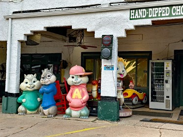 20230702v Burnham Trip Western US Grand Circle Tour Drive To Jewel Cave National Monument South Dakota