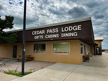 20230705v Burnham Trip Western US Grand Circle Tour Badlands National Park Lunch South Dakota