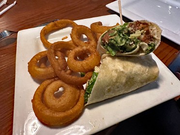 20230710x Burnham Trip Western US Grand Circle Tour Lunch Collinsville Illinois