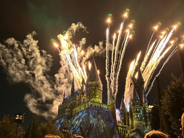 20231230a Burnham Trip Universal Studios Holiday Decor Parade Orlando Florida